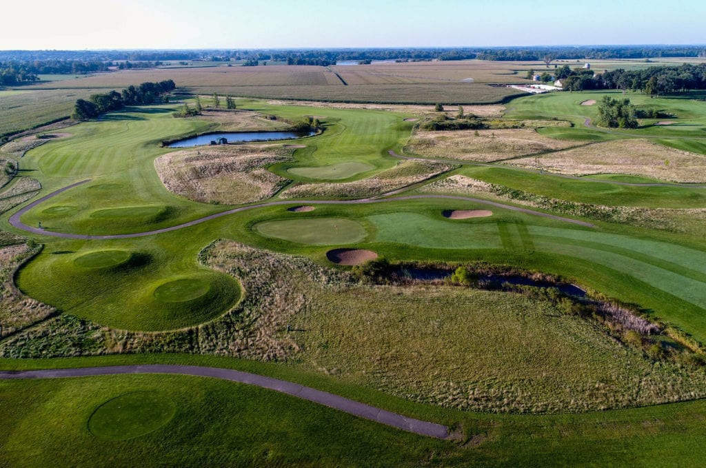 About Blackberry Ridge Golf Course, Restaurant, and Event Center in MN